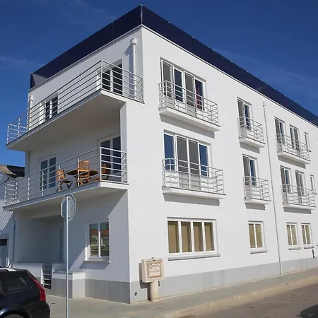 Exclusive New In * Tavira